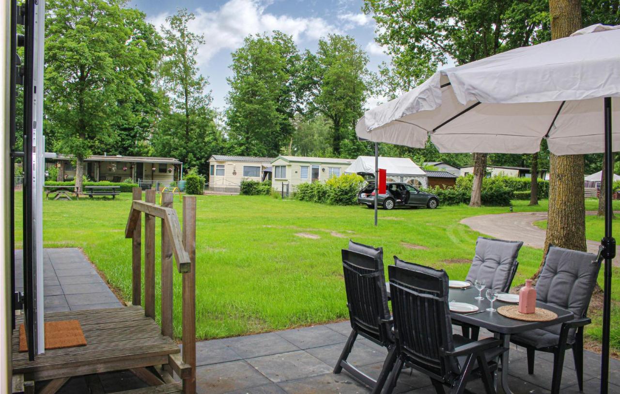 Nice Stacaravan In Marienberg With Kitchen Exterior foto